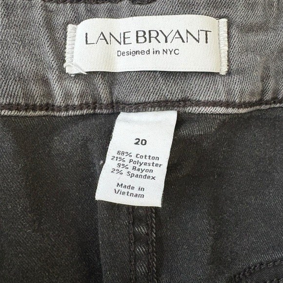 Lane Bryant Stretch High Rise Straight Crop Black Size 20 - Picture 6 of 8